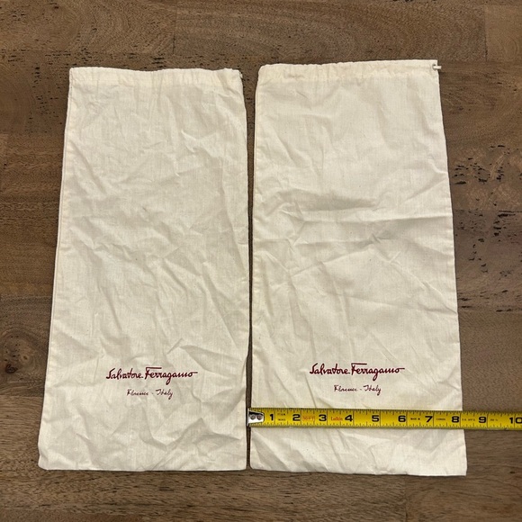 Ferragamo show dust bags - Picture 3 of 3